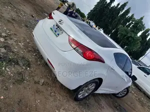 Hyundai Elantra 2013 White