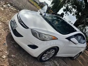 Hyundai Elantra 2013 White