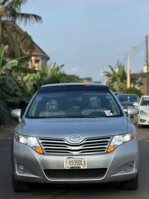 Toyota Venza 2011 Silver