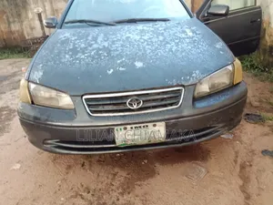 Toyota Camry 2002 Gray