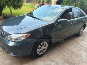 Toyota Camry 2005
