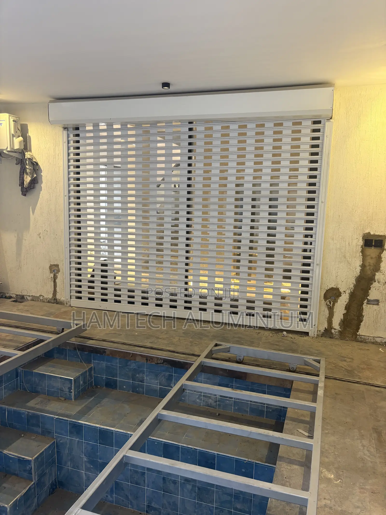 Automobile Aluminium Roller Shutter
