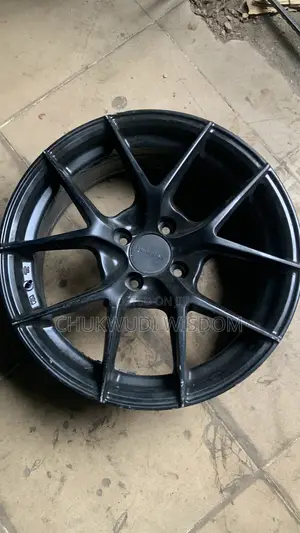 18 Inch Quality Alloy Wheels Black