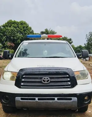 Toyota Tundra SR5 Double Cab 2007 White