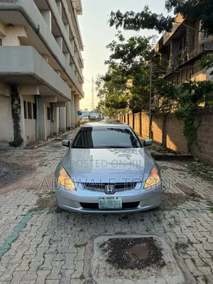 Honda Accord 2005 Silver