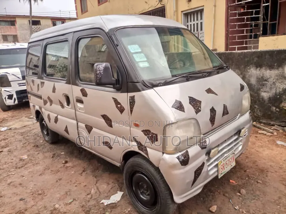 Suzuki Every 2019 Grey