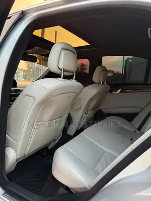 Mercedes-Benz C300 2012 Gray