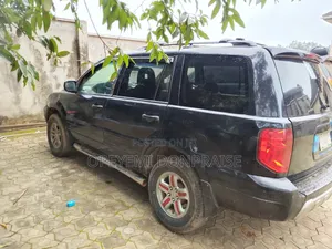 Honda Pilot 2005 Black
