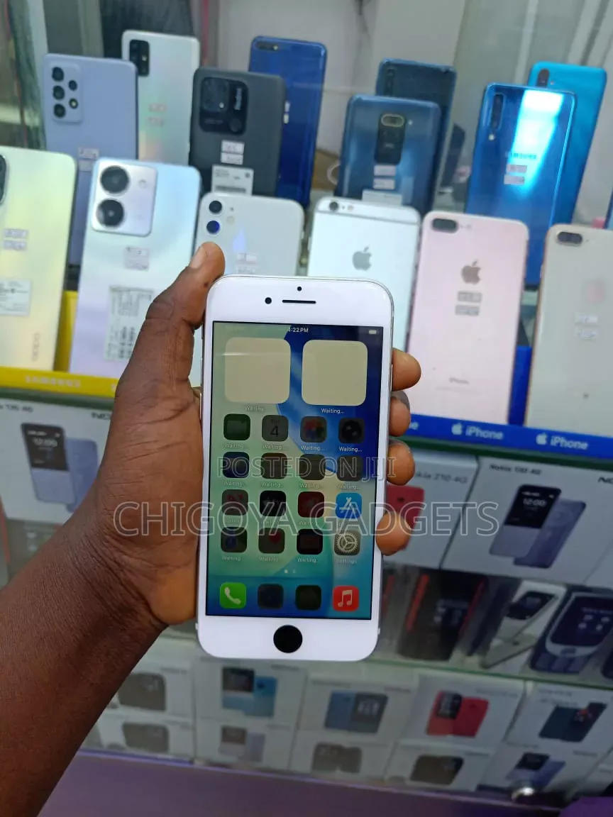 Apple iPhone SE (2020) 64 GB White
