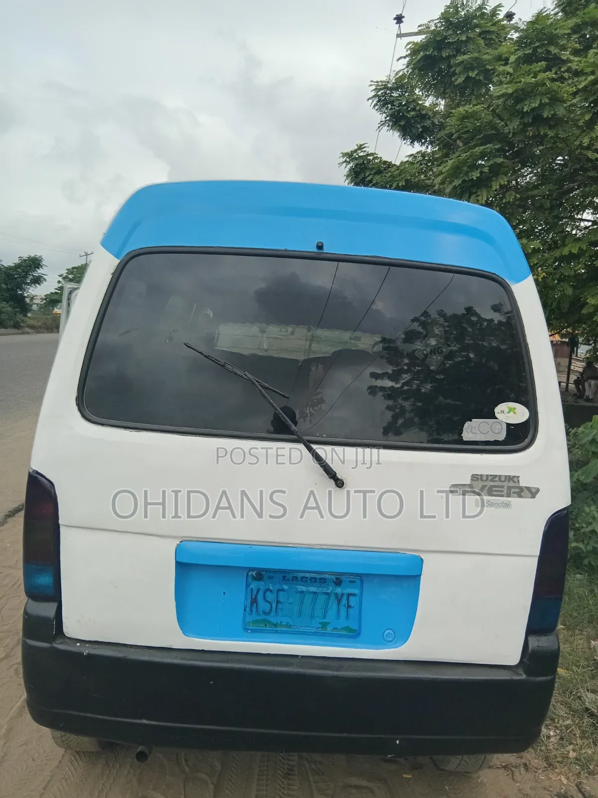 Suzuki Every 2010 White