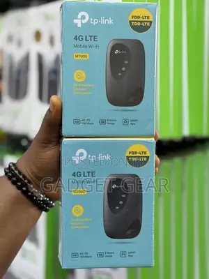 TP-Link M7000 4G LTE Mobile Wi-Fi (MiFi).
