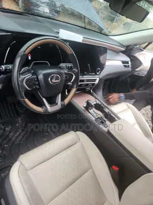 Toyota Corolla 2024 Gray
