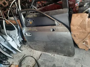 Lexus Gx350 2015 Front Door Right Side