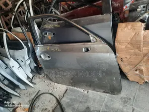 Lexus Gx350 2015 Front Door Right Side