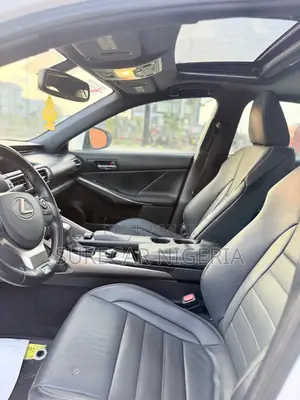 Lexus IS 350 AWD 2014 White