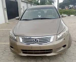 Honda Accord 2.0 i-VTEC Automatic 2009 Gold