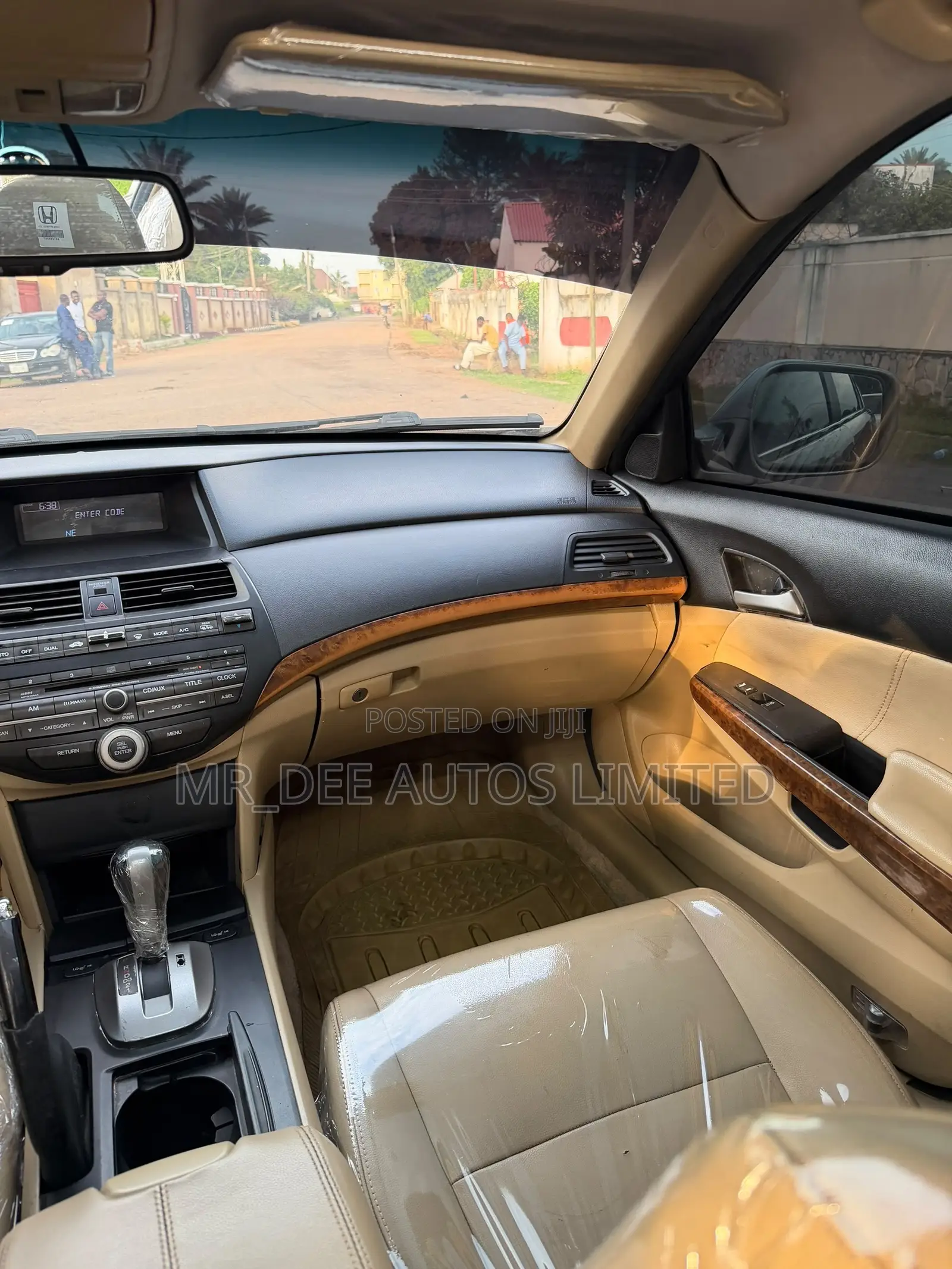 Honda Accord 2011 Gold