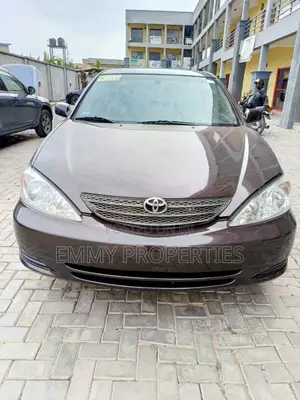 Toyota Camry LE V6 4dr Sedan (3.0L 6cyl 5A) 2005 Brown