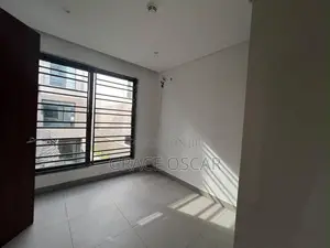 4bdrm Duplex in Chevron for rent