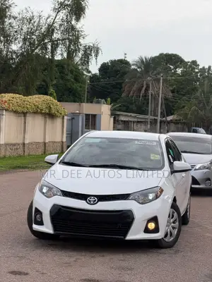 Toyota Corolla 2016 White
