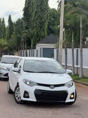 Toyota Corolla 2016 White
