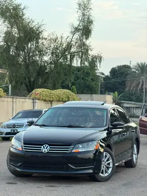Volkswagen Passat 2014 Black