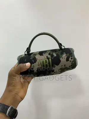 JBL Charge 6