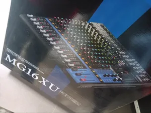 Yamaha MG16XU  16-Channel Analog Mixer