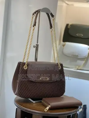 Chrisrosy 2 in 1