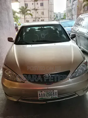 Toyota Camry 2007 Gold