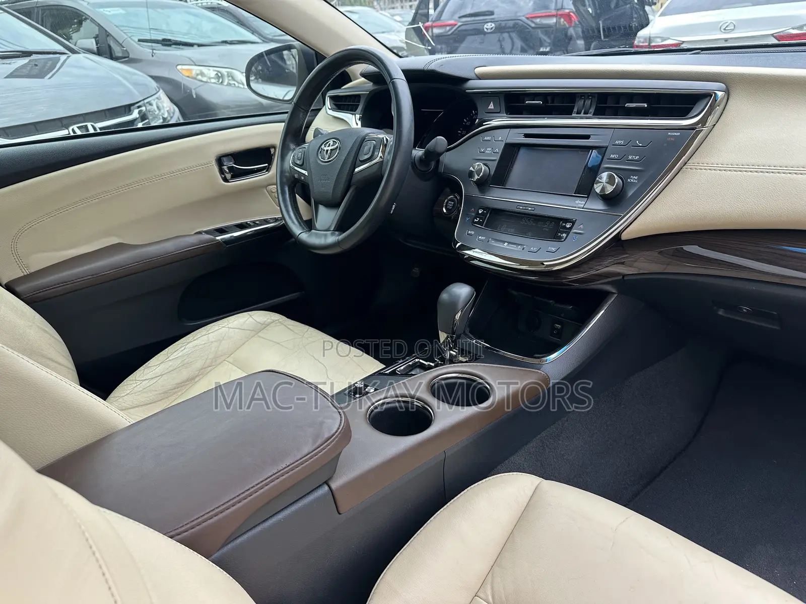 Toyota Avalon 2013 White