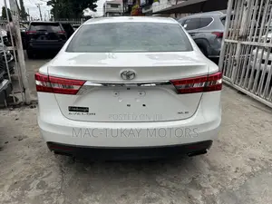 Toyota Avalon 2013 White