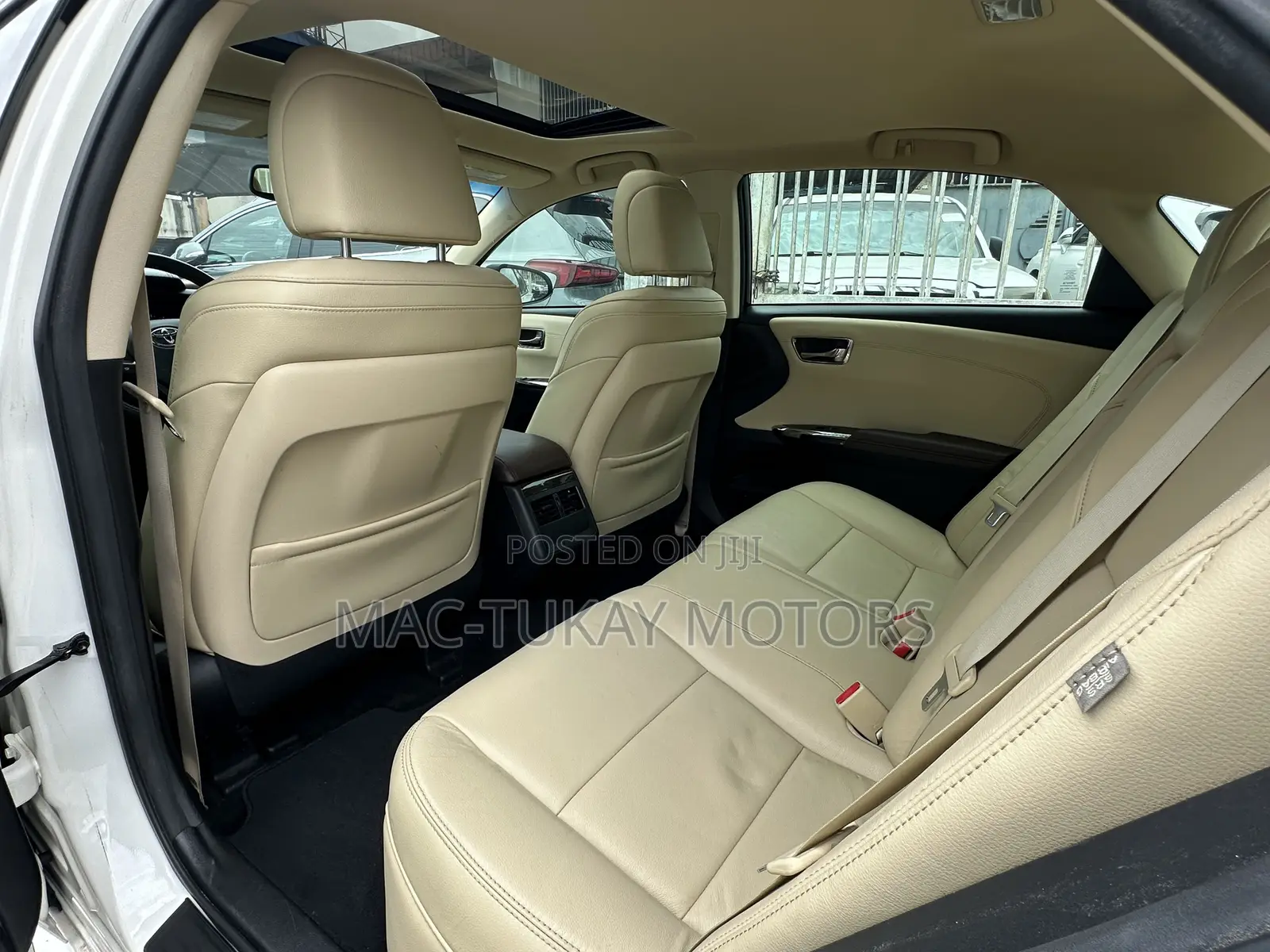 Toyota Avalon 2013 White