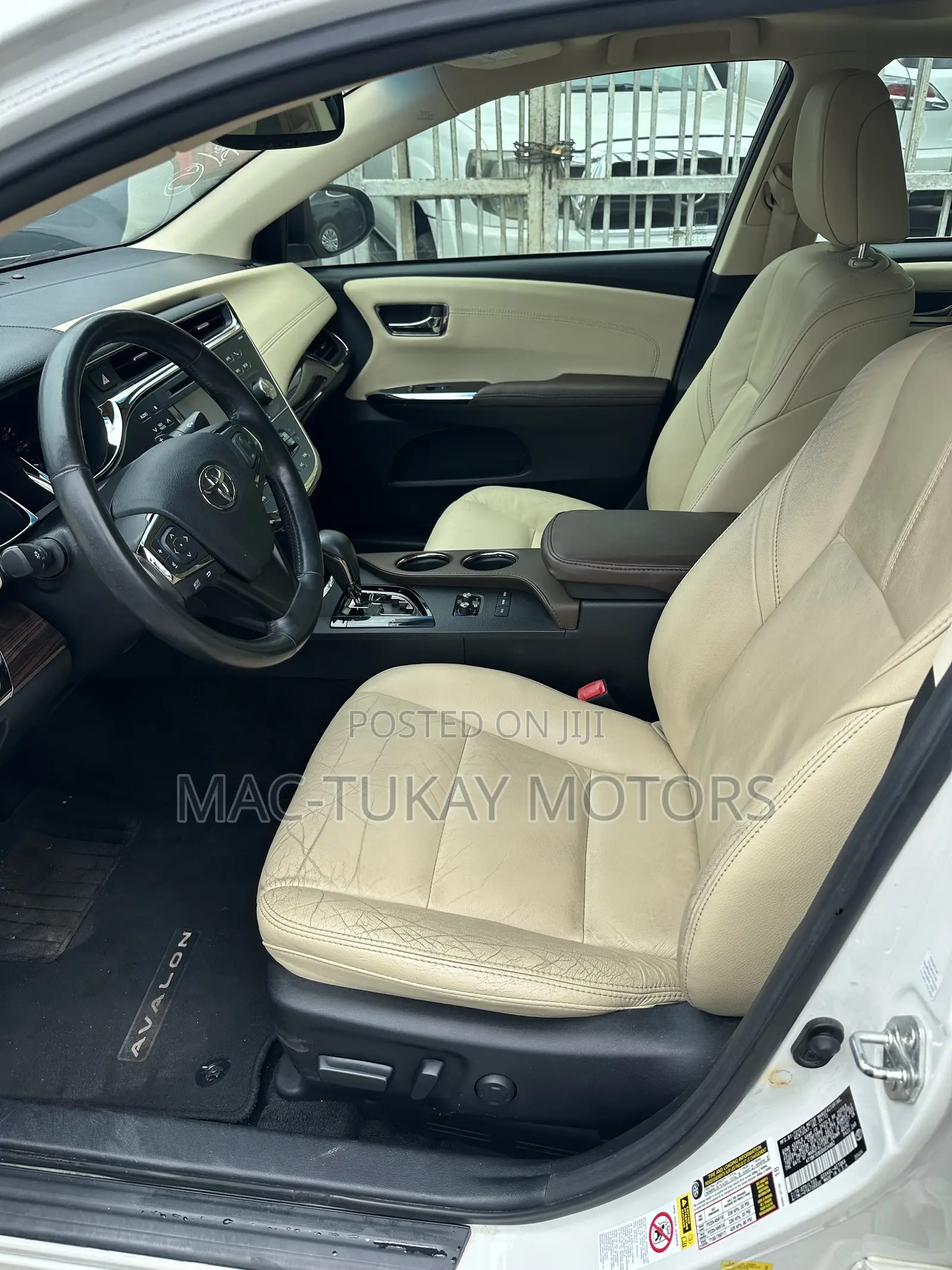 Toyota Avalon 2013 White