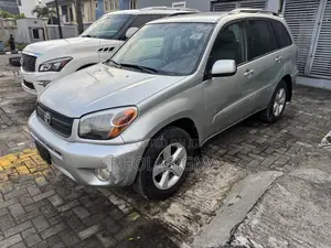 Toyota RAV4 2.0 4x4 2004 Silver