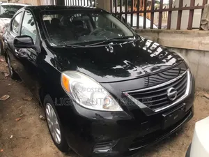 Nissan Versa 2012 Black