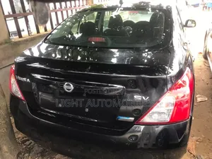 Nissan Versa 2012 Black