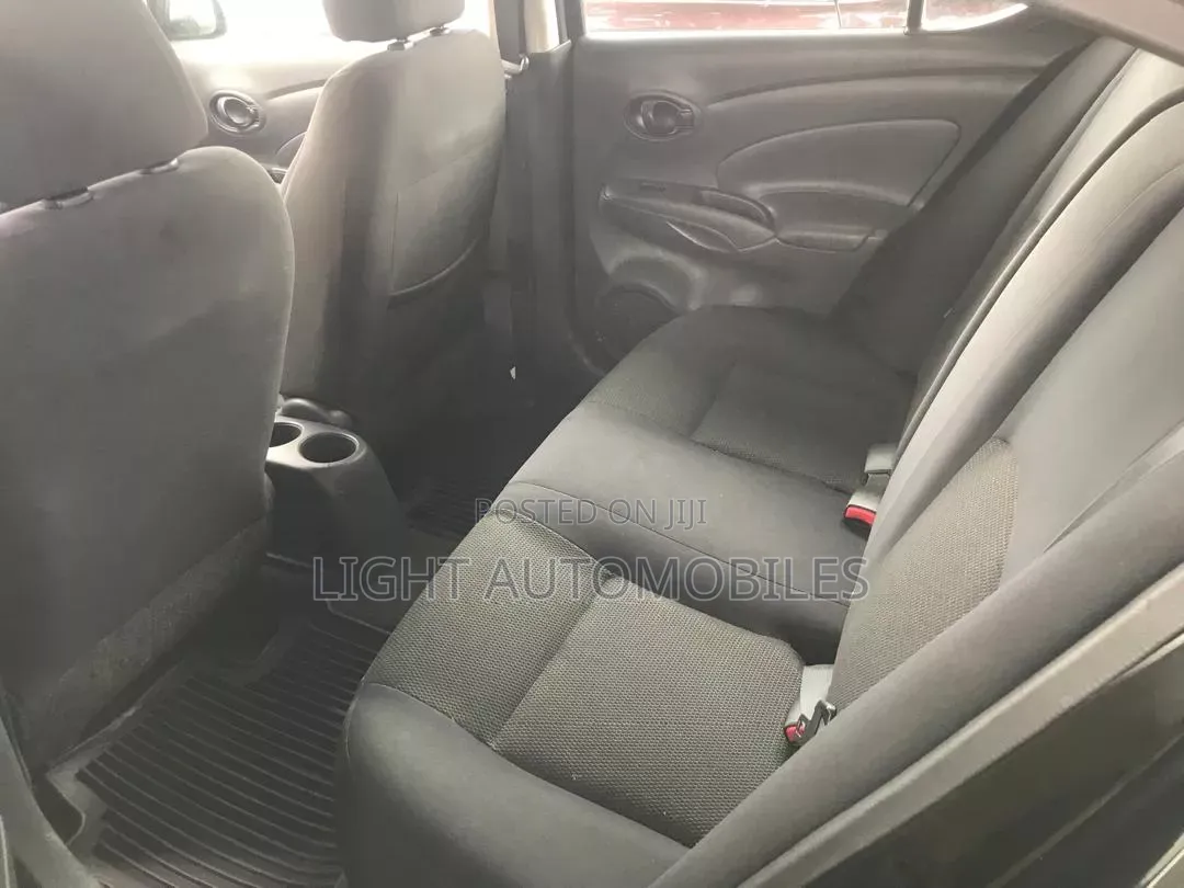 Nissan Versa 2012 Black