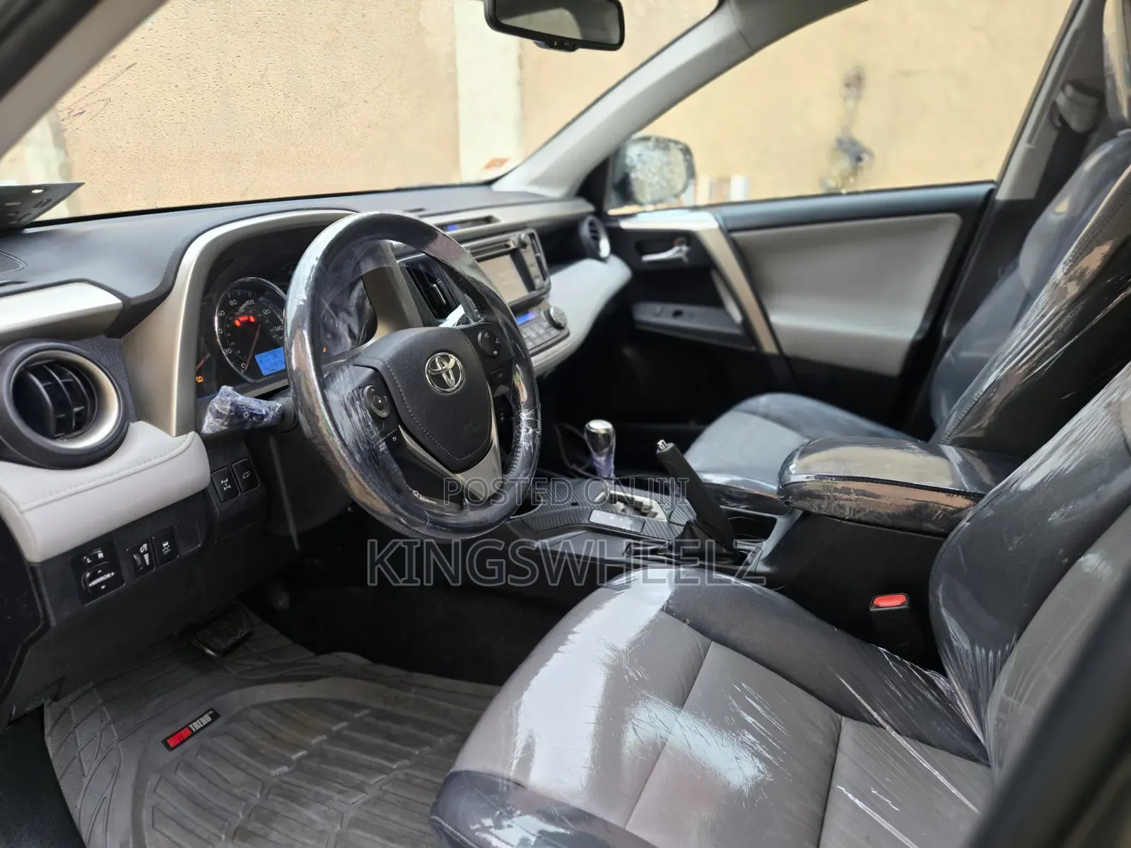 Toyota RAV4 2014 Gray