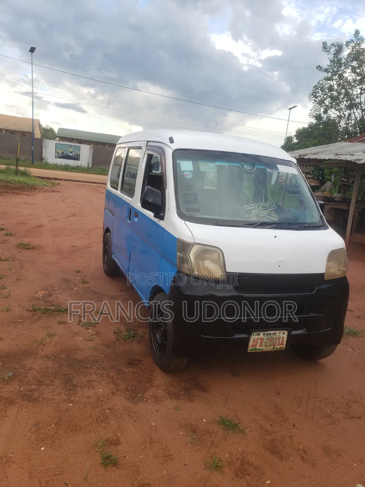 Daihatsu Hijet 2018 White