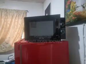 Nexus Microwave 20L