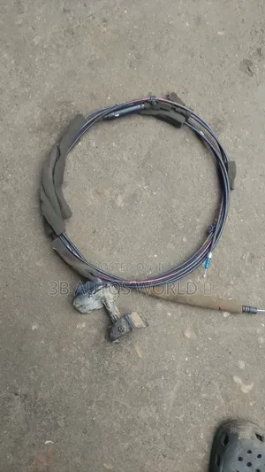 Honda Civic 08 Boot and Fuel Tank Cable