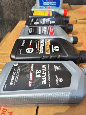 Honda and Acura Genuine Premium Transmissions Oil ATF-Type 3.1