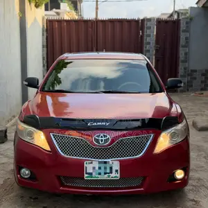 Toyota Camry 2.4 XLE 2008 Red