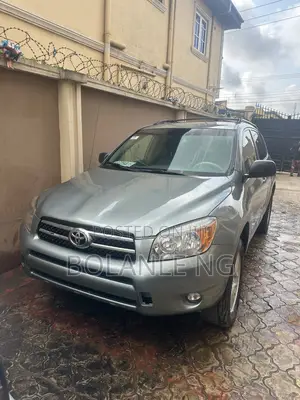 Toyota RAV4 2007 Green