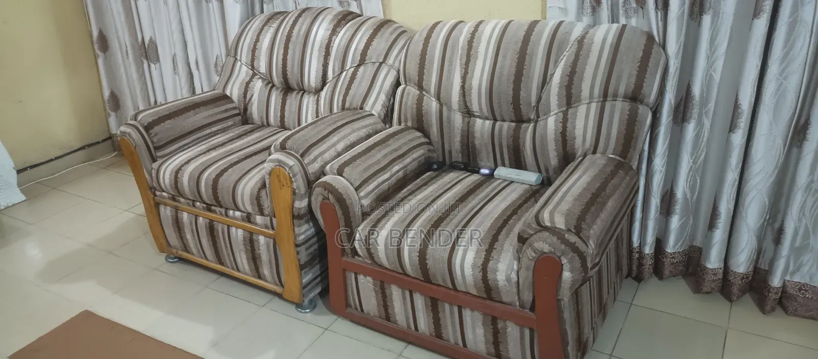 Neatly Used Sofa Set