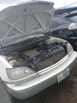 Lexus RX 300 2001 White