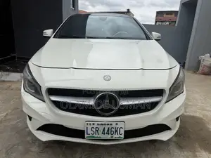 Mercedes-Benz CLA-Class CLA 250 4MATIC Sedan 2015 White