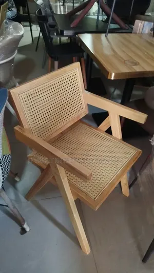 Restaurant Chair / Visitors Chair