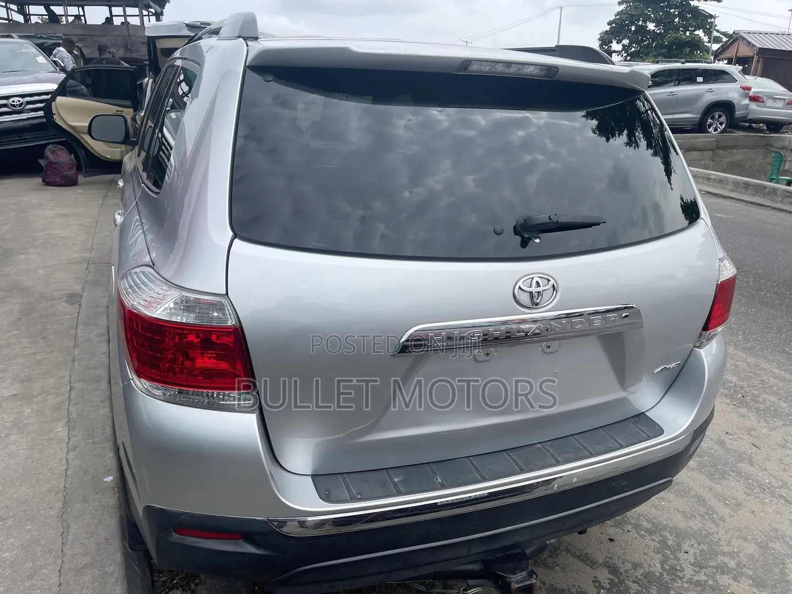 Toyota Highlander 3.5L 4WD 2013 Silver